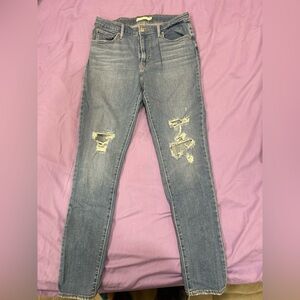 Levi’s 721 Ripped Skinny High Rise